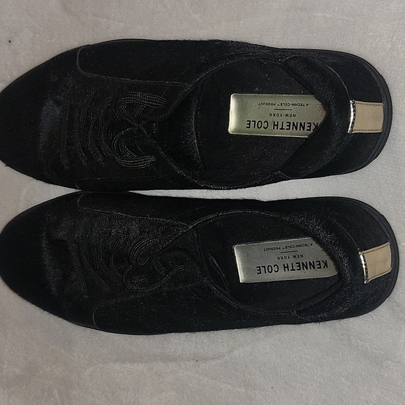 KENNETH COLE SHOES *USED* - Picture 3 of 5